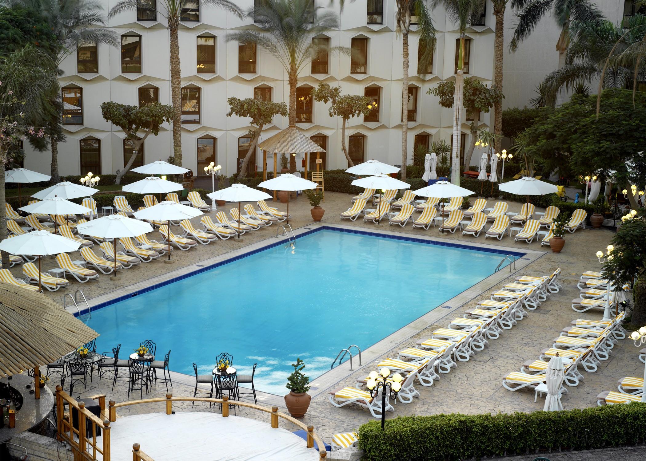 开罗海峡酒店&俱乐部 外观 照片